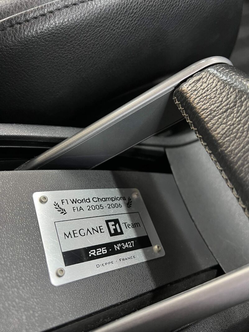 RENAULT MEGANE