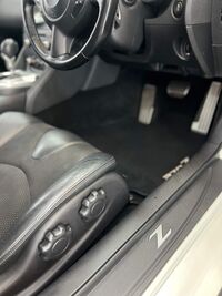NISSAN 370Z