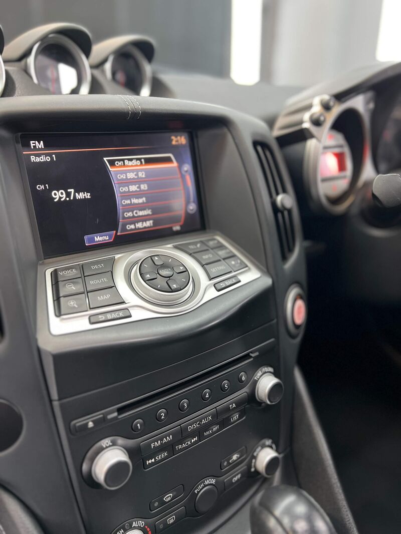 NISSAN 370Z