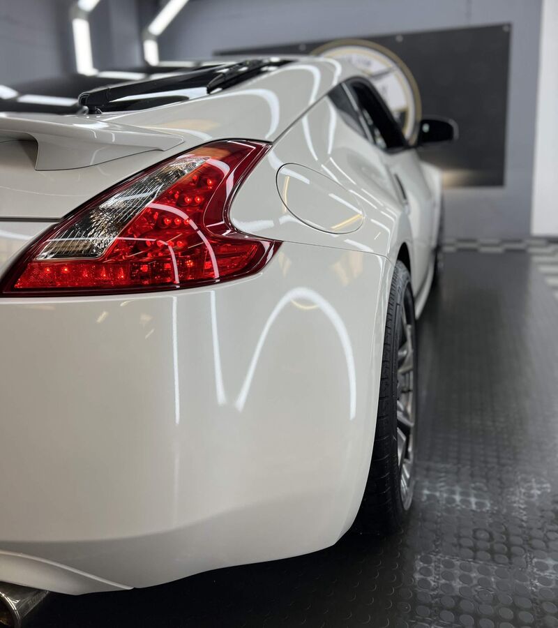 NISSAN 370Z