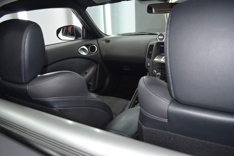 NISSAN 370Z