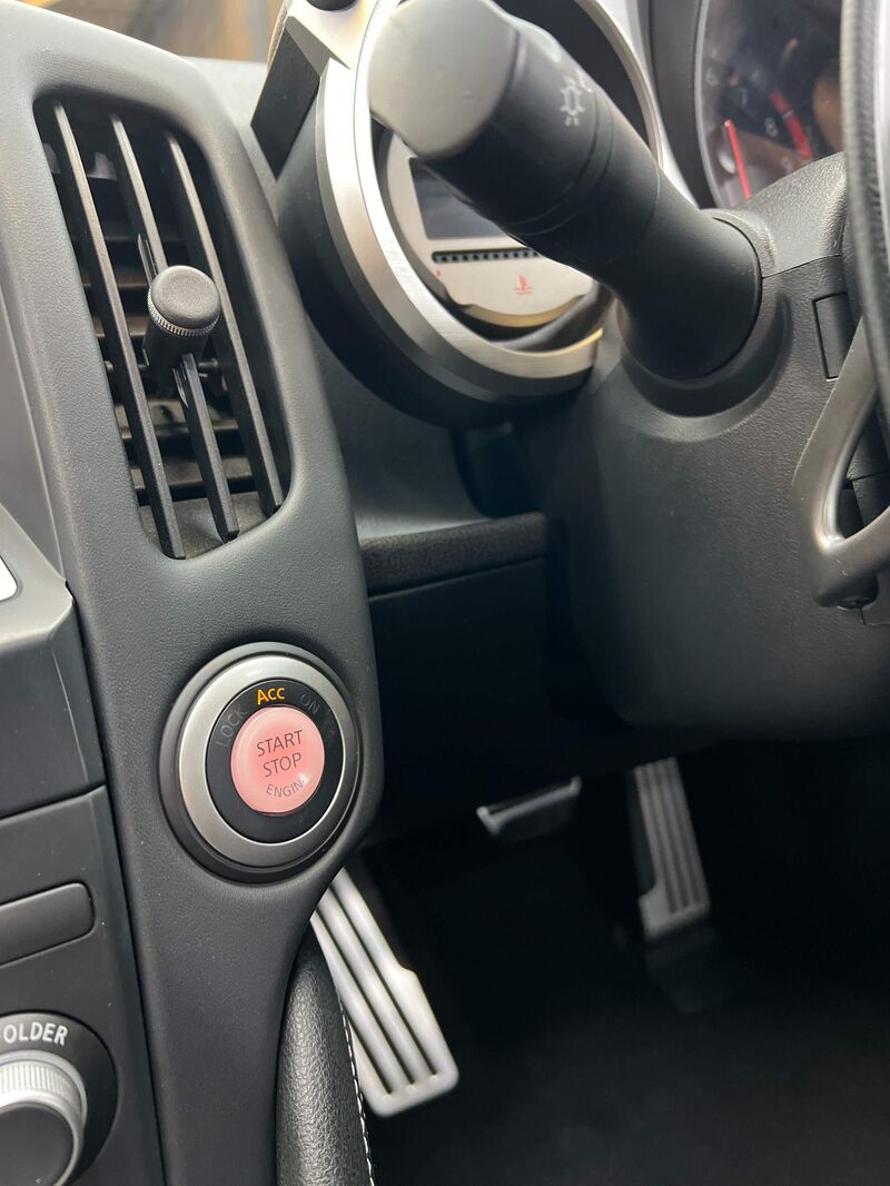NISSAN 370Z