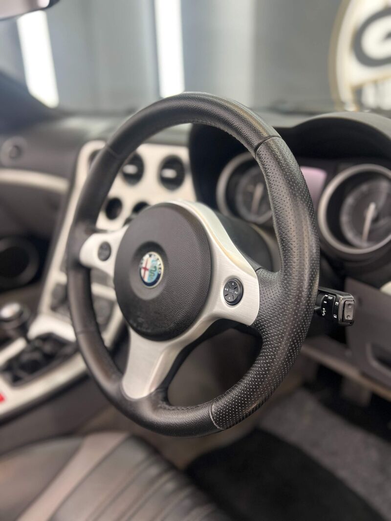 ALFA ROMEO SPIDER