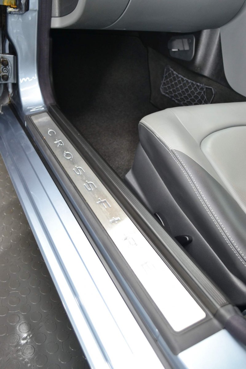 CHRYSLER CROSSFIRE