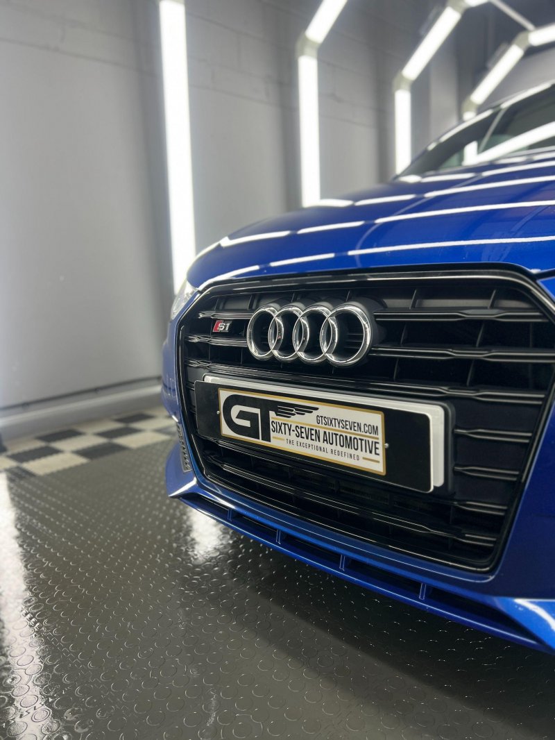 AUDI S1
