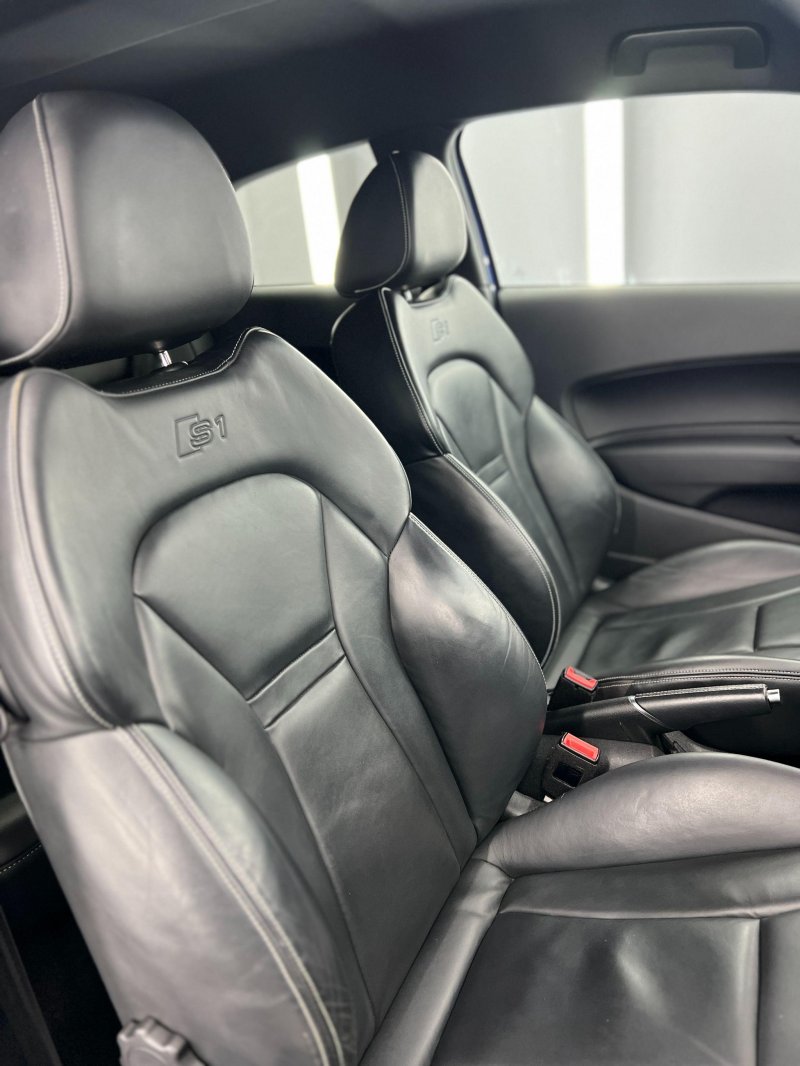 AUDI S1