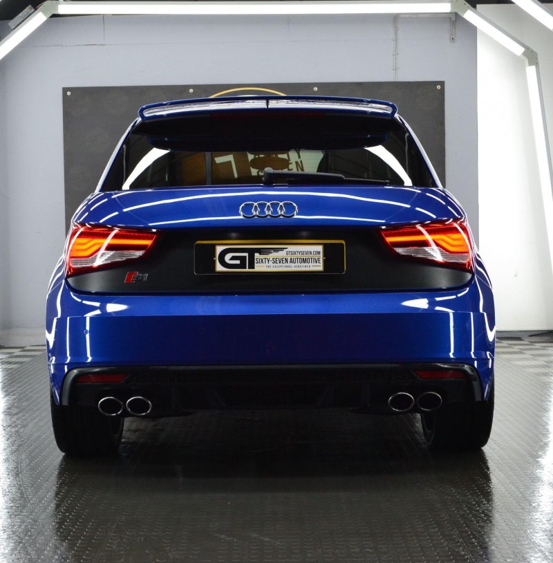 AUDI S1