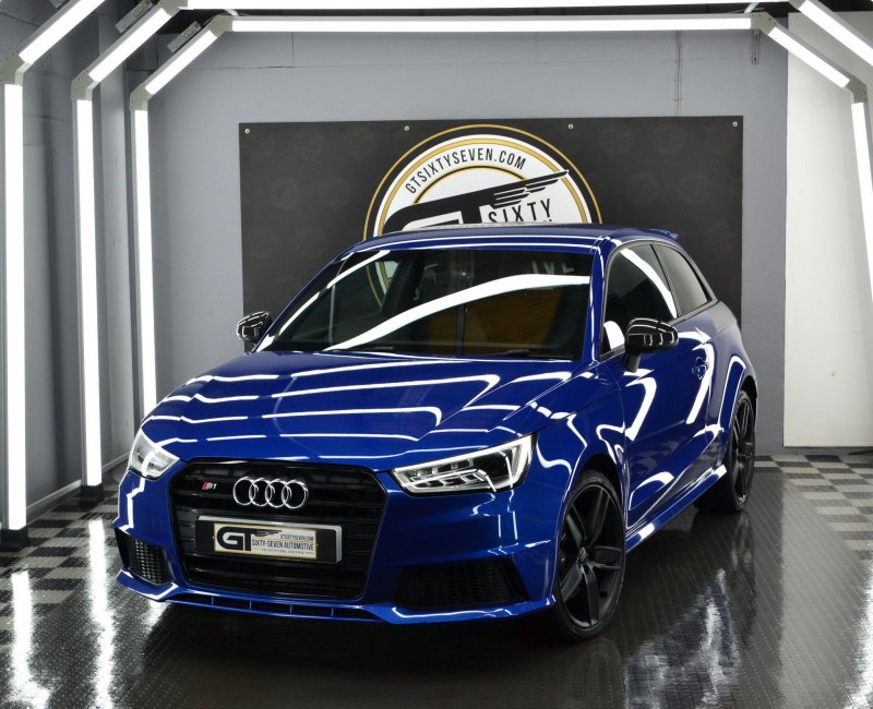 AUDI S1