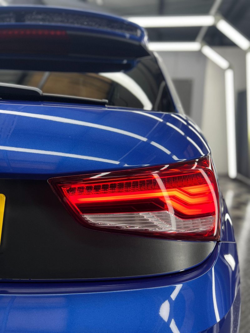 AUDI S1