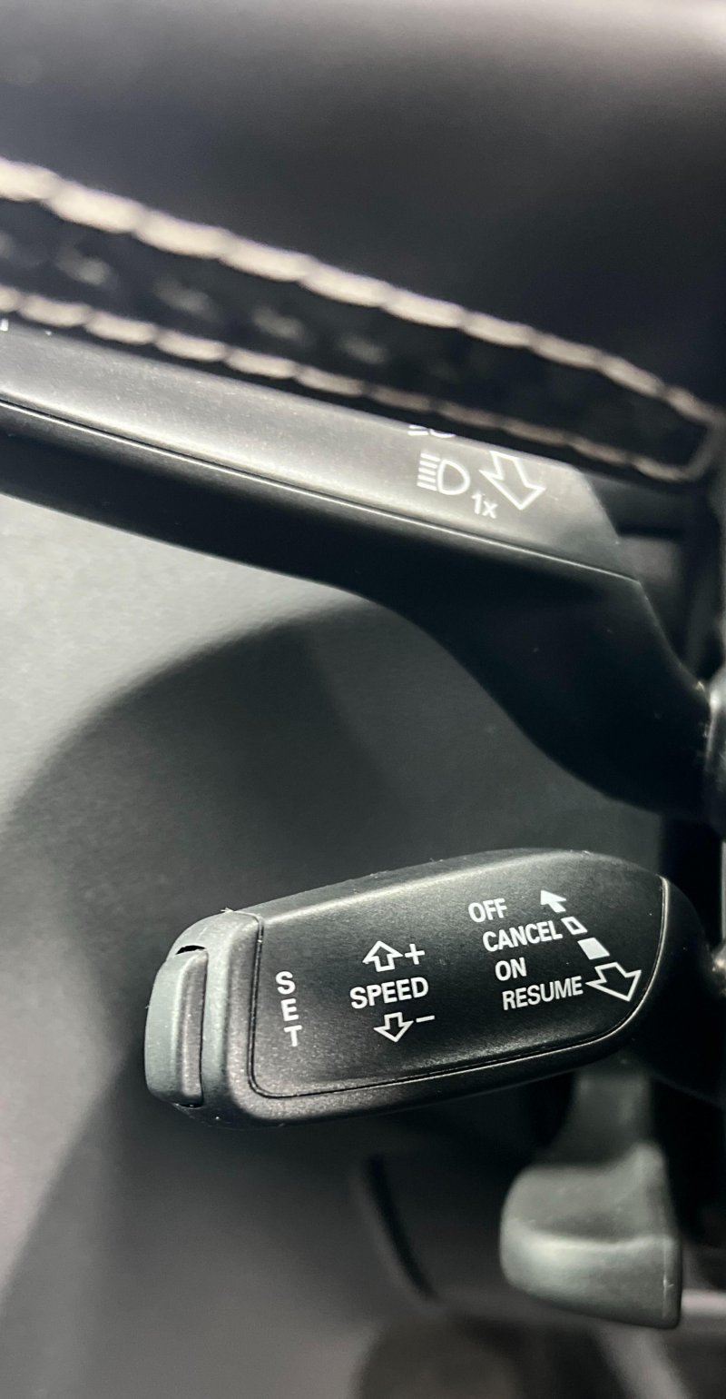 AUDI S1