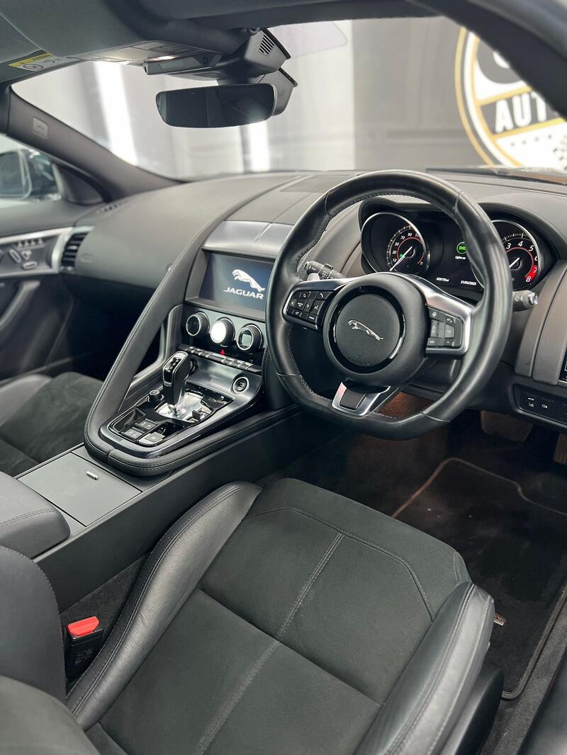 JAGUAR F-TYPE