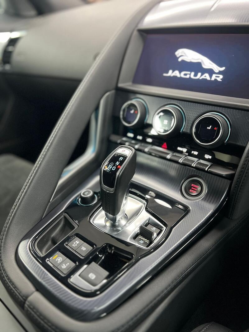 JAGUAR F-TYPE