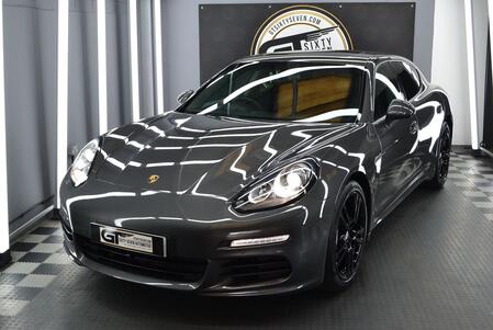 PORSCHE
