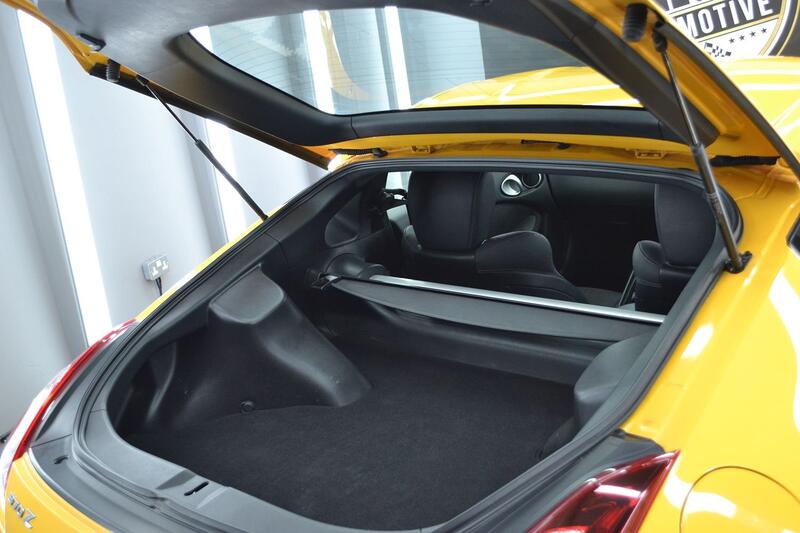 NISSAN 370Z