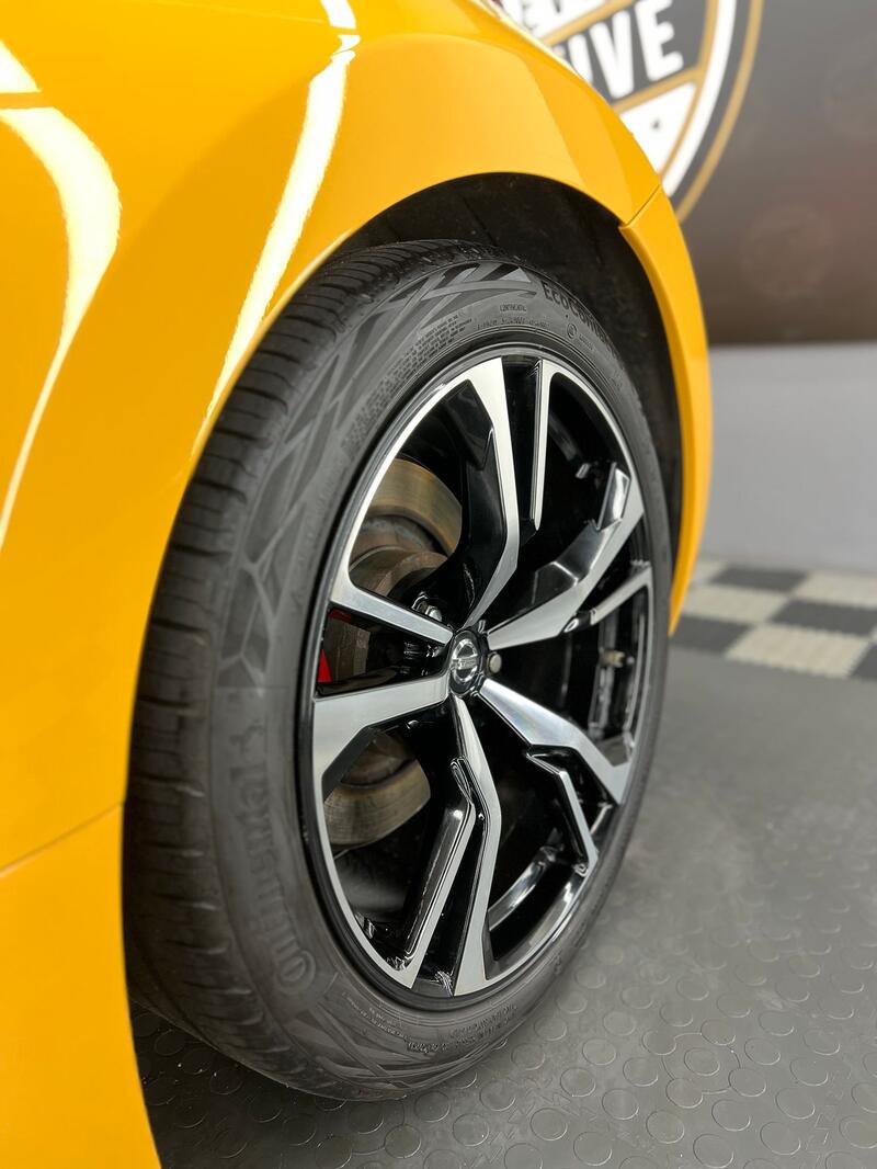 NISSAN 370Z