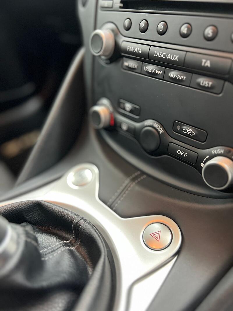 NISSAN 370Z