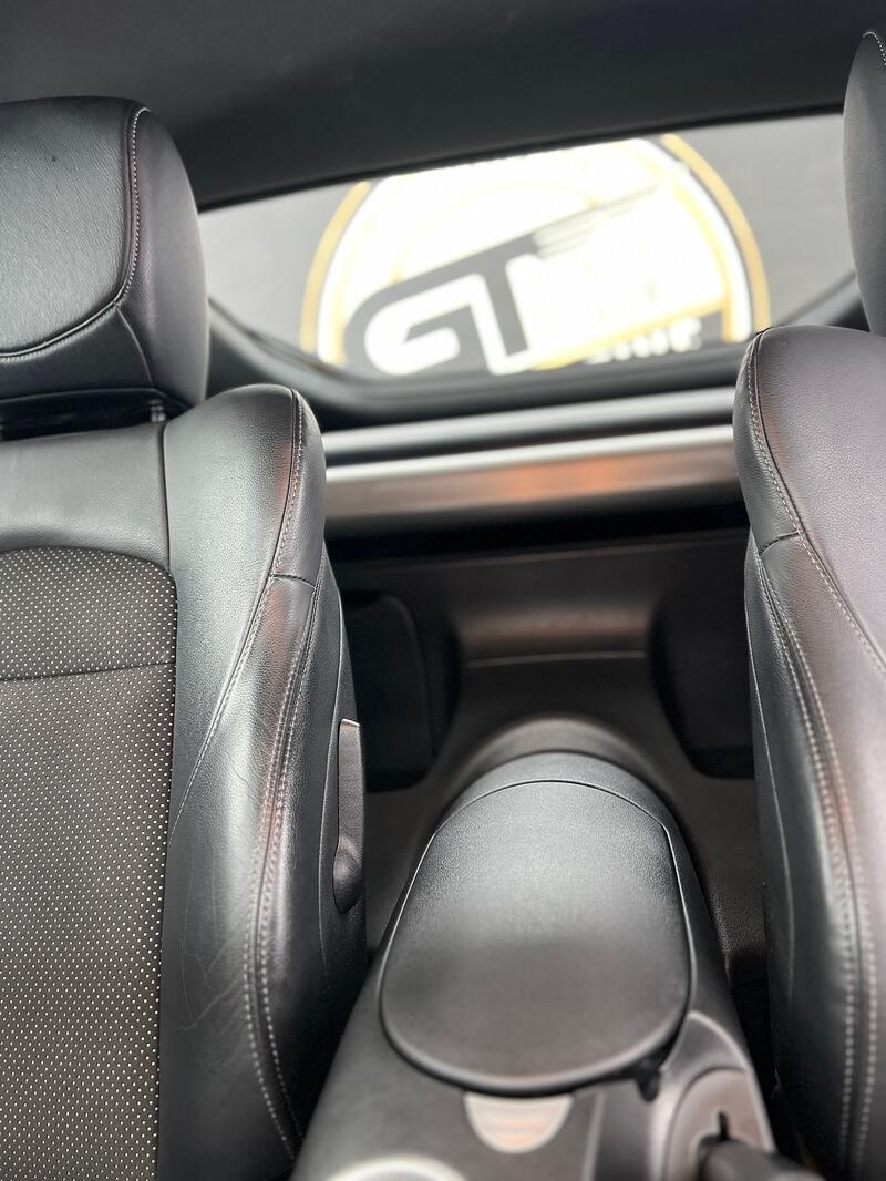 NISSAN 370Z
